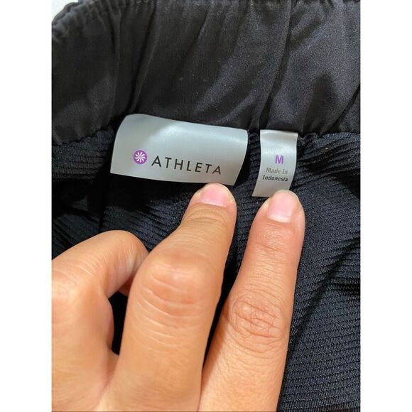 Athleta Black Belted Skort Size Medium Activewear Skirt with Shorts - Picture 3 of 5